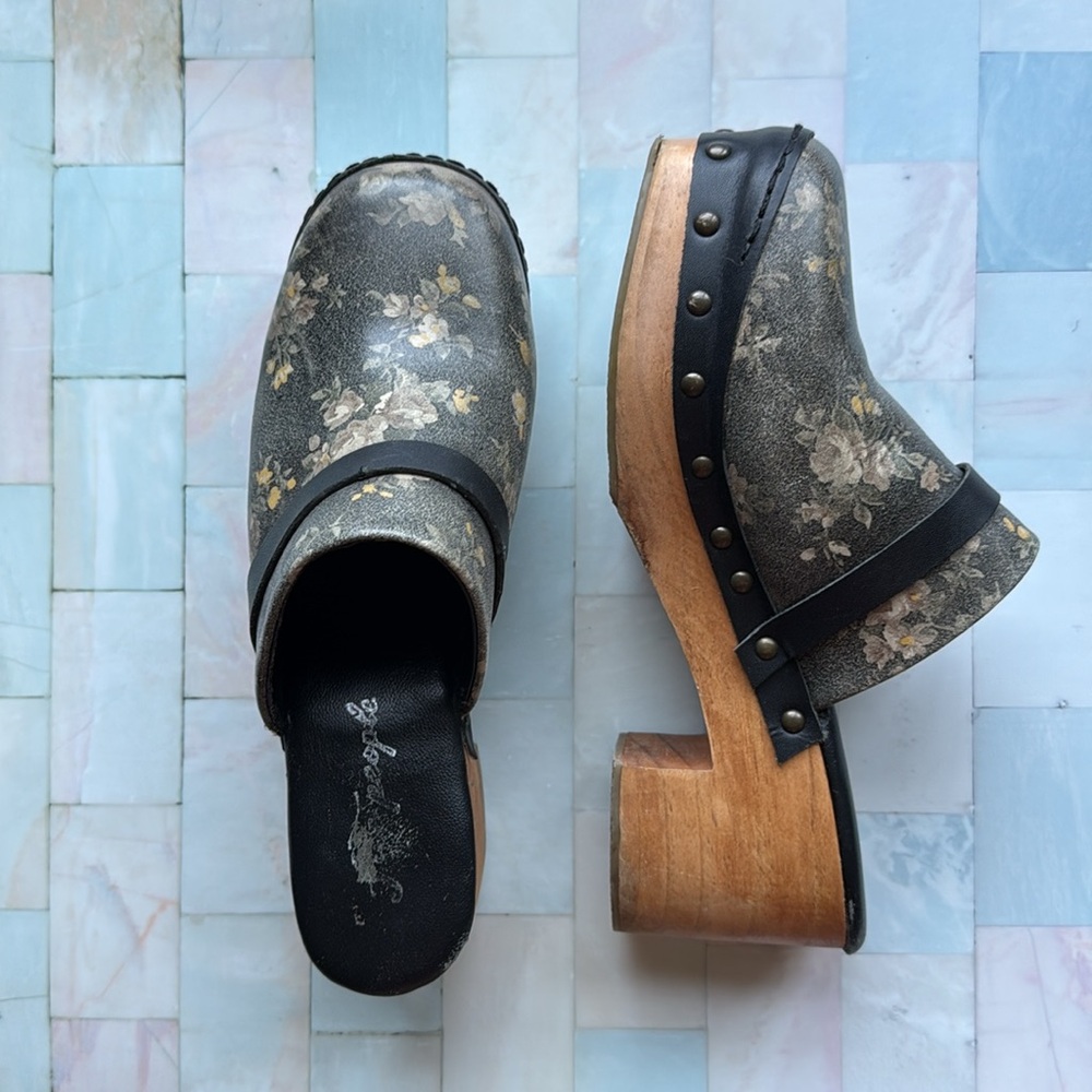 Free People Floral Leather Clogs in Black and Pink - Picture 3 of 15